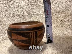 Bol en céramique polychrome Hopi Tewa Pueblo antique et lourd