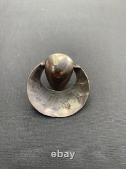 Boucles d'oreilles en argent sterling pivotantes rares et grandes de Ralph Tawangyaouma, Hopi précoce