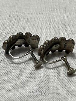 Boucles d'oreilles en turquoise et aiguille native américaine anciennes avec vis en argent, sig