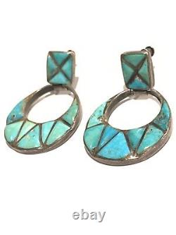 Boucles d'oreilles vintage en argent sterling et turquoise de Zuni avec incrustations en canal