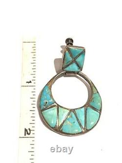 Boucles d'oreilles vintage en argent sterling et turquoise de Zuni avec incrustations en canal