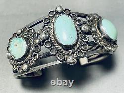 Bracelet ancien solide en turquoise Cerrillos Navajo en argent sterling