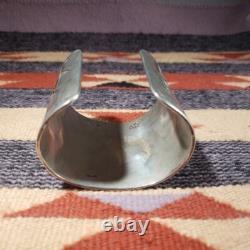 Bracelet de poignet large en argent Bear de Bernard Dawahoya, maître orfèvre Hopi, 6.5x2.5