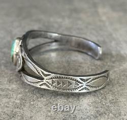 Bracelet en argent avec lingot de turquoise amérindien Navajo vintage ancien