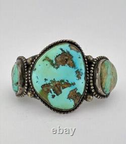 Bracelet en argent de monnaie navajo avec turquoise Cerrillos des années 1940