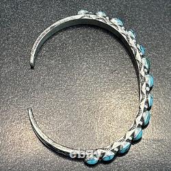 Bracelet en argent ingot zuni navajo ancien, rangée estampillée, turquoise naturelle 5.87 A