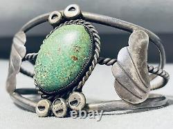 Bracelet en argent sterling Navajo ancien avec une rare pierre turquoise de Carico Lake