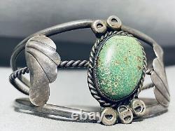 Bracelet en argent sterling vintage Navajo avec rare turquoise Carico Lake précoce.