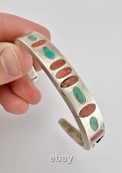 Bracelet manchette en argent sterling ZUNI ancien avec incrustations de turquoise et de corail