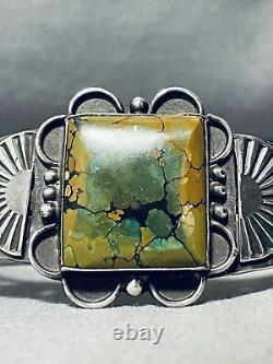 Bracelet vintage Navajo en argent sterling avec turquoise verte du début du siècle