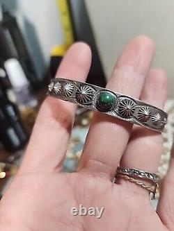 Bracelet vintage en argent sterling et turquoise de Cerrillos Navajo du début des années 1900