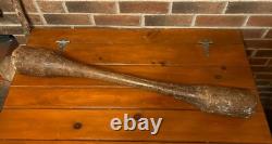 Broyeur de grains de maïs amérindien ancien