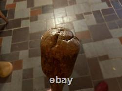 Broyeur de grains de maïs amérindien ancien