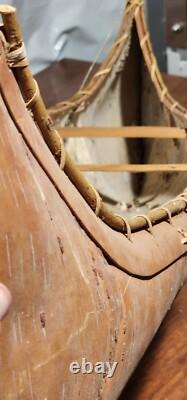 Canoë collectable en écorce de bouleau amérindien antique fait main 36 début des années 1900