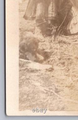 Carte Postale Réelle Ancienne RPPC Enfants Amérindiens du Début des Années 1900
