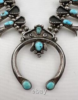 Collier Squash Blossom en argent sterling Navajo avec turquoise naturelle des années 1940