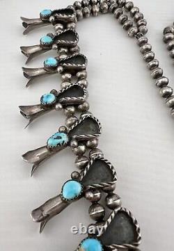 Collier Squash Blossom en argent sterling Navajo avec turquoise naturelle des années 1940