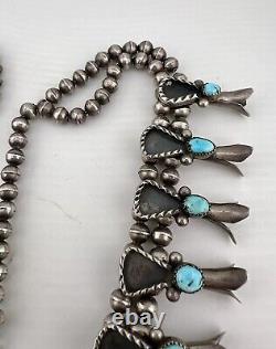 Collier Squash Blossom en argent sterling Navajo avec turquoise naturelle des années 1940