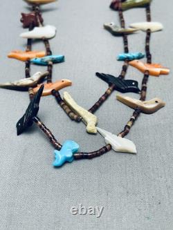 Collier en argent sterling avec fétiche animal vintage Kewa de Santo Domingo