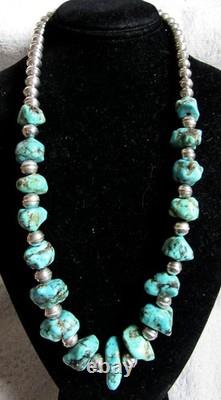 Collier en perles de banc en argent avec gros nuggets de turquoise Navajo indien Bisbee Kingman
