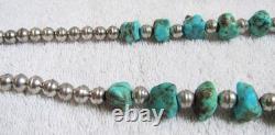 Collier en perles de banc en argent avec gros nuggets de turquoise Navajo indien Bisbee Kingman