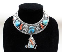 Collier en turquoise, corail et argent sterling de W. Dodson, attr. Navajo ancien