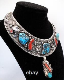 Collier en turquoise, corail et argent sterling de W. Dodson, attr. Navajo ancien
