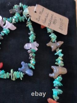 Collier en turquoise pièce d'exposition du musée Zuni des années 1850, design rare en multistone