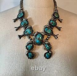 Collier vintage en turquoise et argent sterling de Navajo indien des débuts avec fleurs de courge