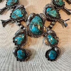 Collier vintage en turquoise et argent sterling de Navajo indien des débuts avec fleurs de courge