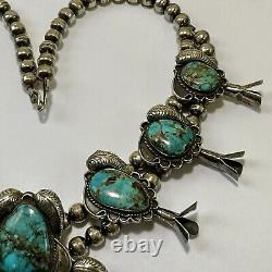 Collier vintage en turquoise et argent sterling de Navajo indien des débuts avec fleurs de courge