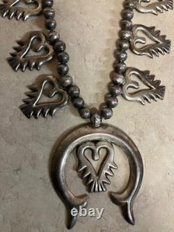 De la succession NM - Collier en argent massif de style fleur de courge avec Naja, précoce et unique