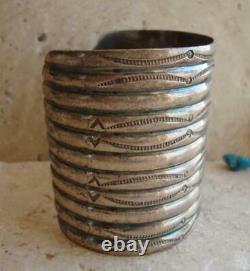 Début Des Années 1900 Navajo Wide Hand Wrought Silver Ingot Cuff Bracelet 60,8 Grammes