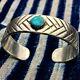 Début Des Années 1920 Turquoise Navajo Amérindien Lingot D'argent Ciselé Bracelet