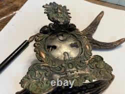 Encrier du début des années 1900, Indien d'Amérique en coiffe, base en bois de ramure de cerf, stylo