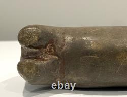 Fétiche en pierre sculpté de lion de montagne Zuni amérindien ancien du début du 20e siècle