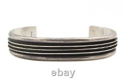 Incroyable bracelet en argent sterling navajo en manchette de Gail Bird Yazzie Johnson
