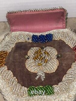 Lot de 3 sacs à main en forme de boîte perlés amérindiens du début des années 1900