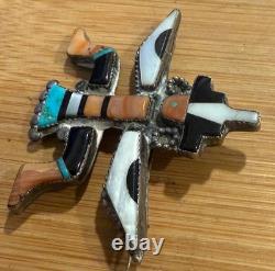 Meilleure broche Zuni Early Knifewing en mosaïque incrustée de turquoise naturelle et de coquillages, milieu du siècle Y