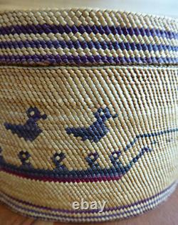 Native American Early 20th C. Large Basket Makah Nuu-chah-nulth Grass Basket