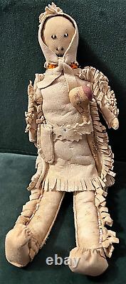 Native American Indian Doll Great Détails Et Personnalité Au Début Des Années 1900