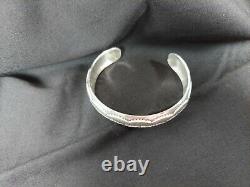 Navajo Tôt 60's Sterling Silver Cuff Bracelet