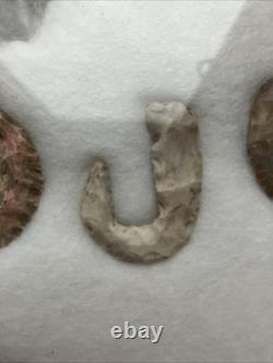 Outils et crochets d'animaux authentiques des Amérindiens