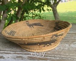 Panier Pima ancien avec motif d'aigle – Amérindien / Début du 20e siècle