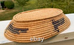 Panier Pima ancien avec motif d'aigle – Amérindien / Début du 20e siècle