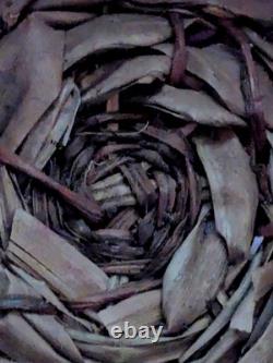 Panier amérindien rare début du 20e siècle, en fourrure de lapin - tissé à la main années 1920, 16 pouces de large