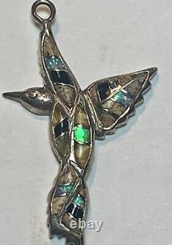 Pendentif en argent sterling Native American Hummingbird avec opale et autres pierres.