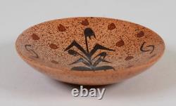 Plat/Assiette Aas-Ku Mana Hopi (Gwen Setalla) Début du 21e siècle Taille 2 1/2 D