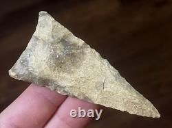 Point triangulaire exceptionnel du Texas - Artefact indien authentique de flèche M20