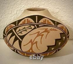 Pot polychrome de B. J. Fragua Jemez Pueblo, 1986